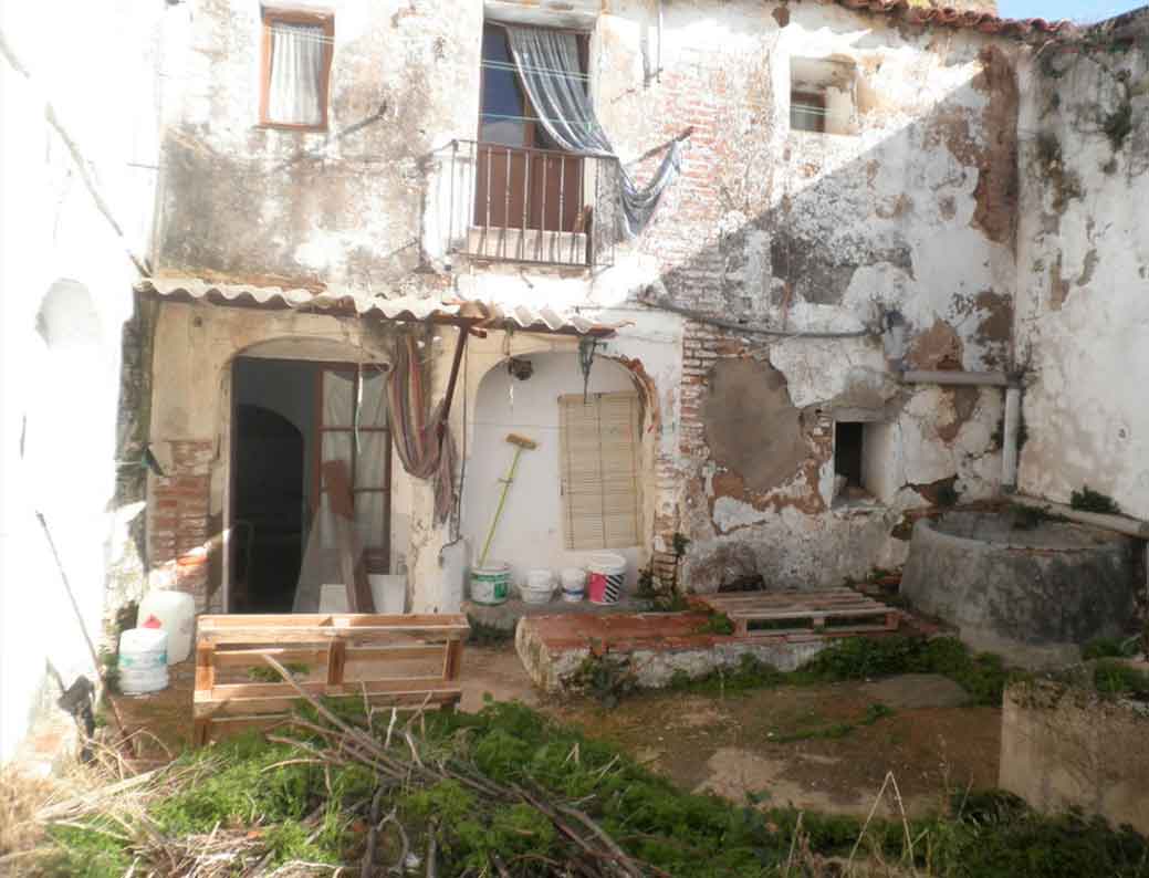 Patio arcos frontales